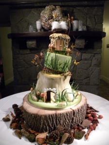 Hobbit-Wedding-Cake